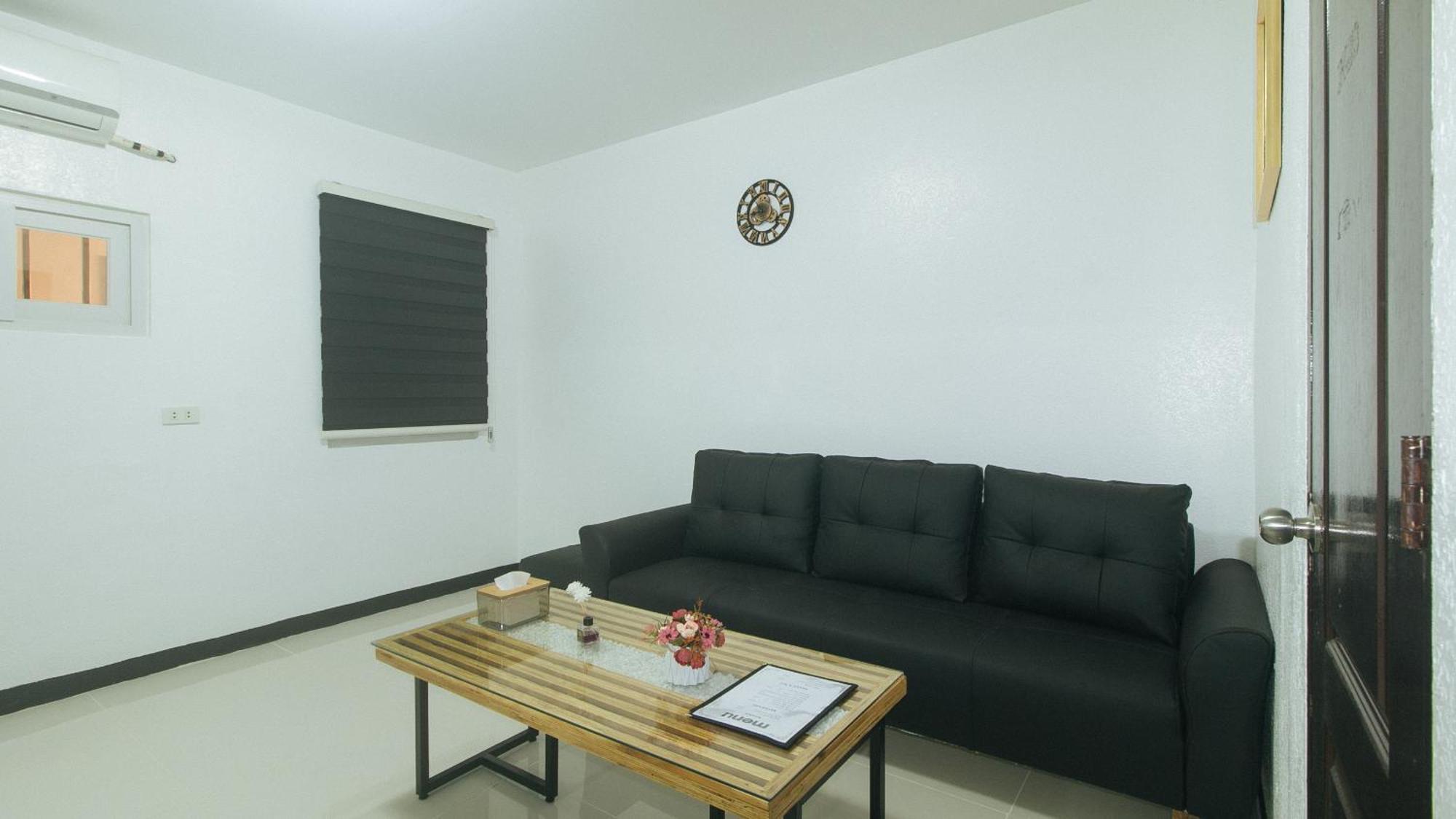 Lavita By Reddoorz Angeles Exterior foto