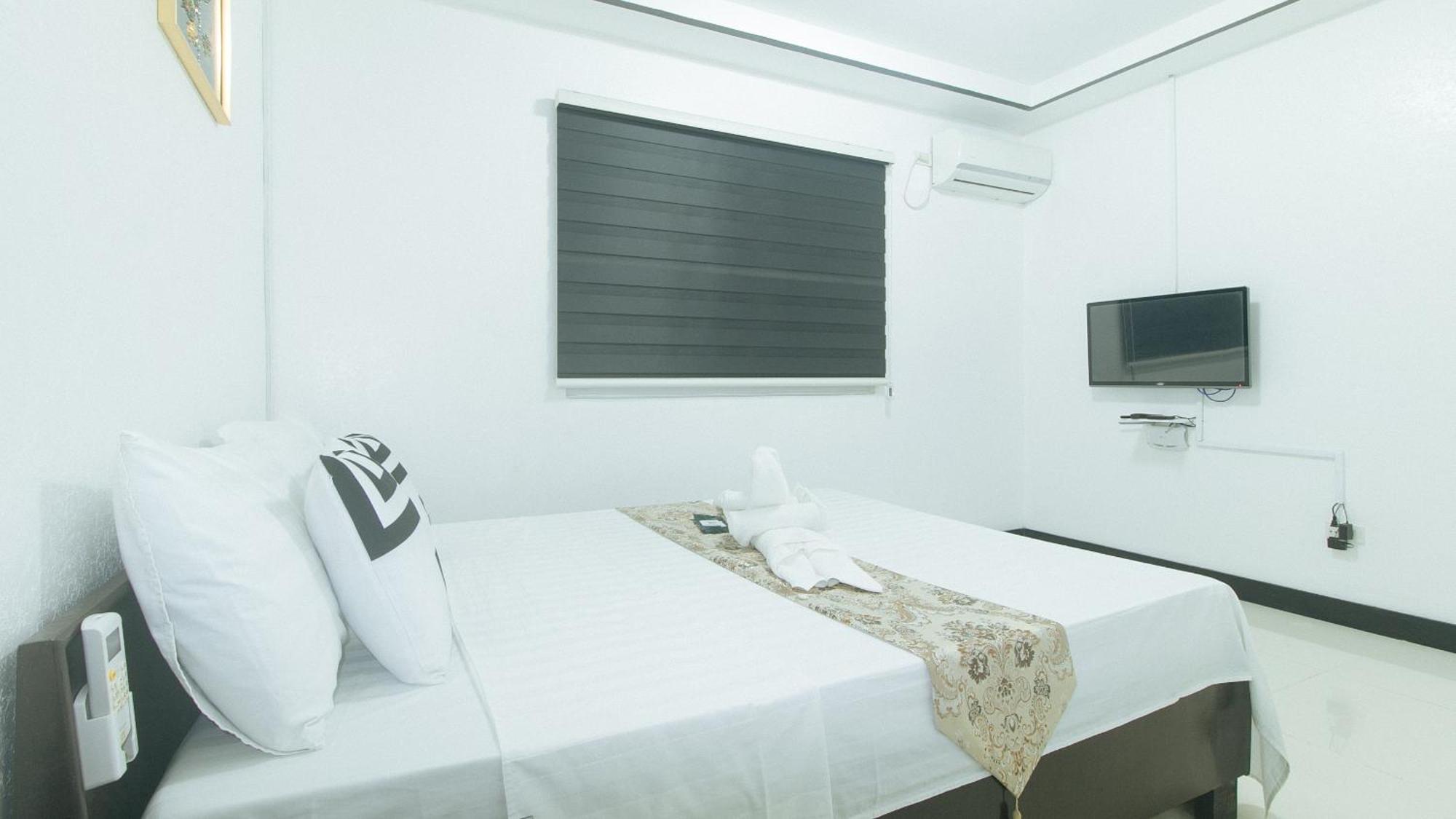 Lavita By Reddoorz Angeles Exterior foto